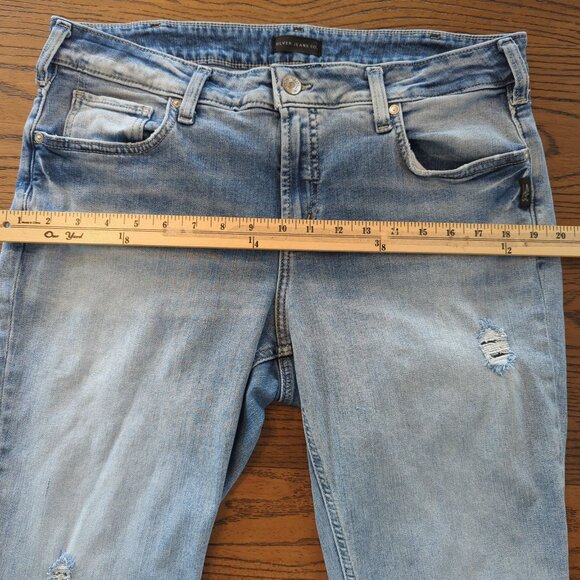 Silver Distressed Light Wash blue mid rise Elyse Straight Women's Jeans W34 L29 - Picture 13 of 16